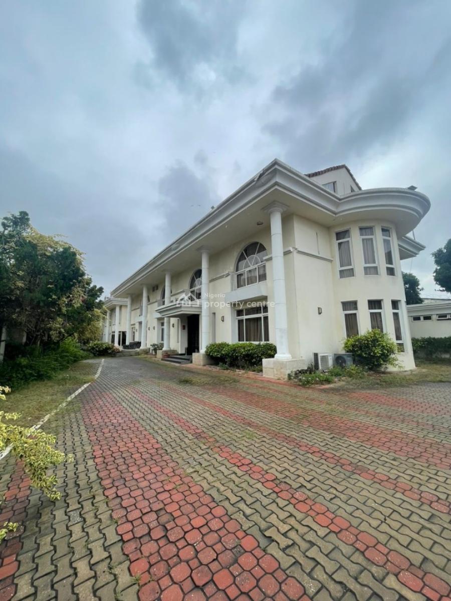 Luxury  49 Rooms En-suite Hotel with Swimming Pool and Gym, Dolphin Estate Extension, Ikoyi, Lagos, Hotel / Guest House for Sale