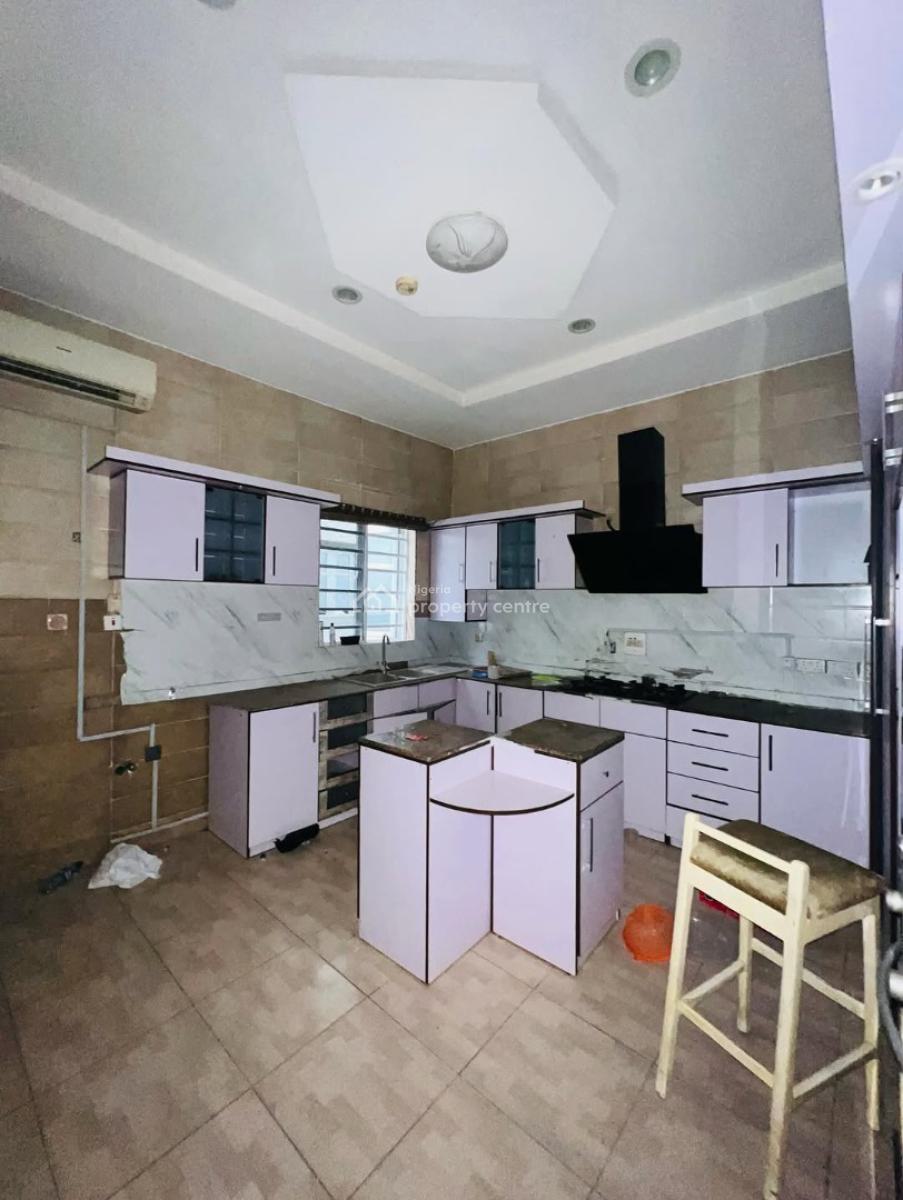 Neatly Used 5 Bedroom Fully Detached House, Osapa, Lekki, Lagos, Detached Duplex for Rent