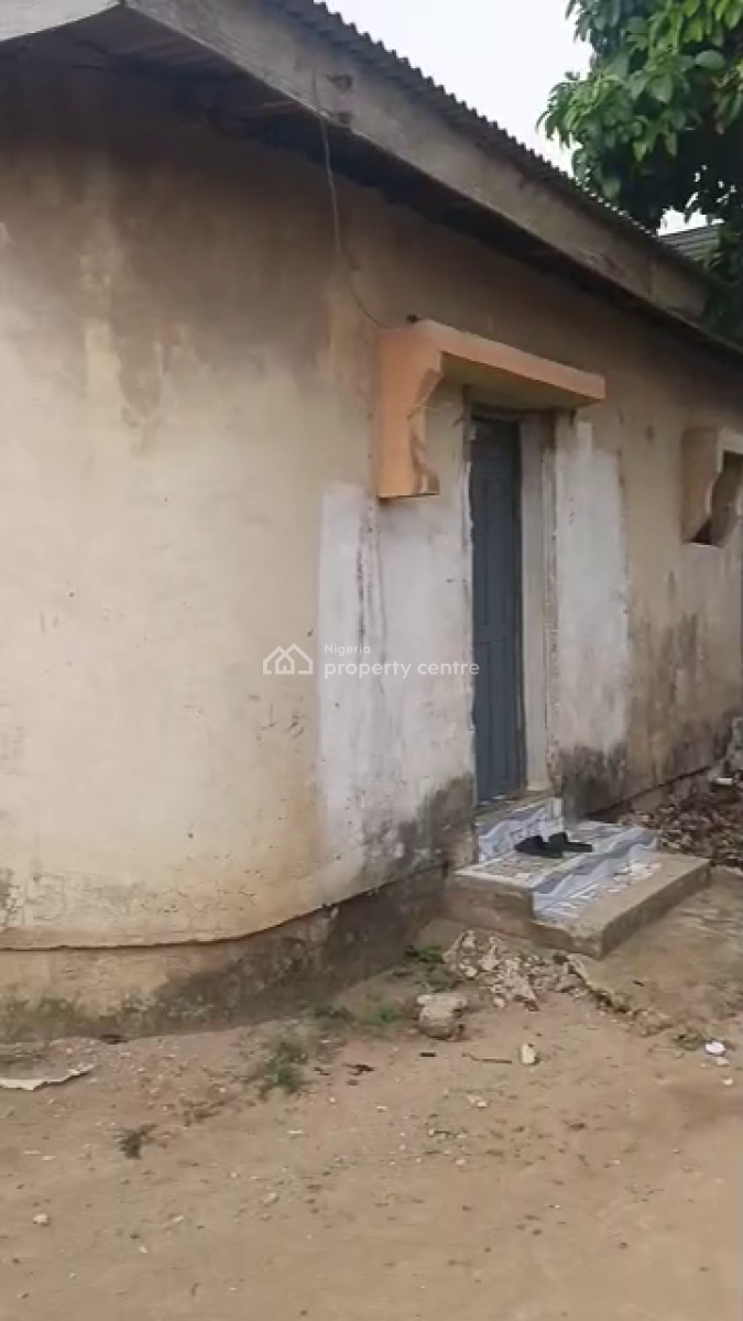 1 Unit of 2 Bedroom +2 Units of Minflat, Orisunbare, Alimosho, Lagos, Block of Flats for Sale