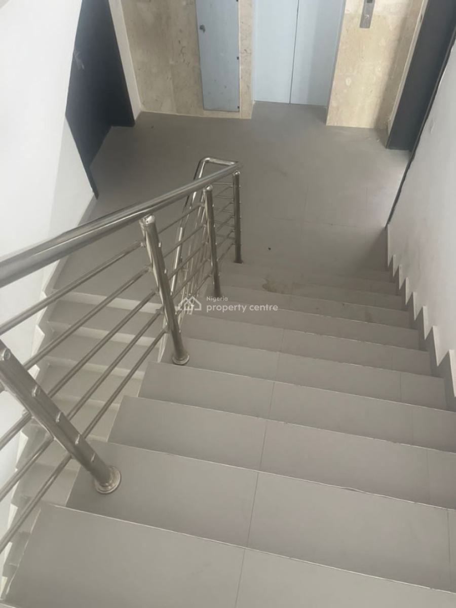 216 Sqm Open Plan Office Space Available in a Commercial Hub, Sabo, Yaba, Lagos, Office Space for Rent