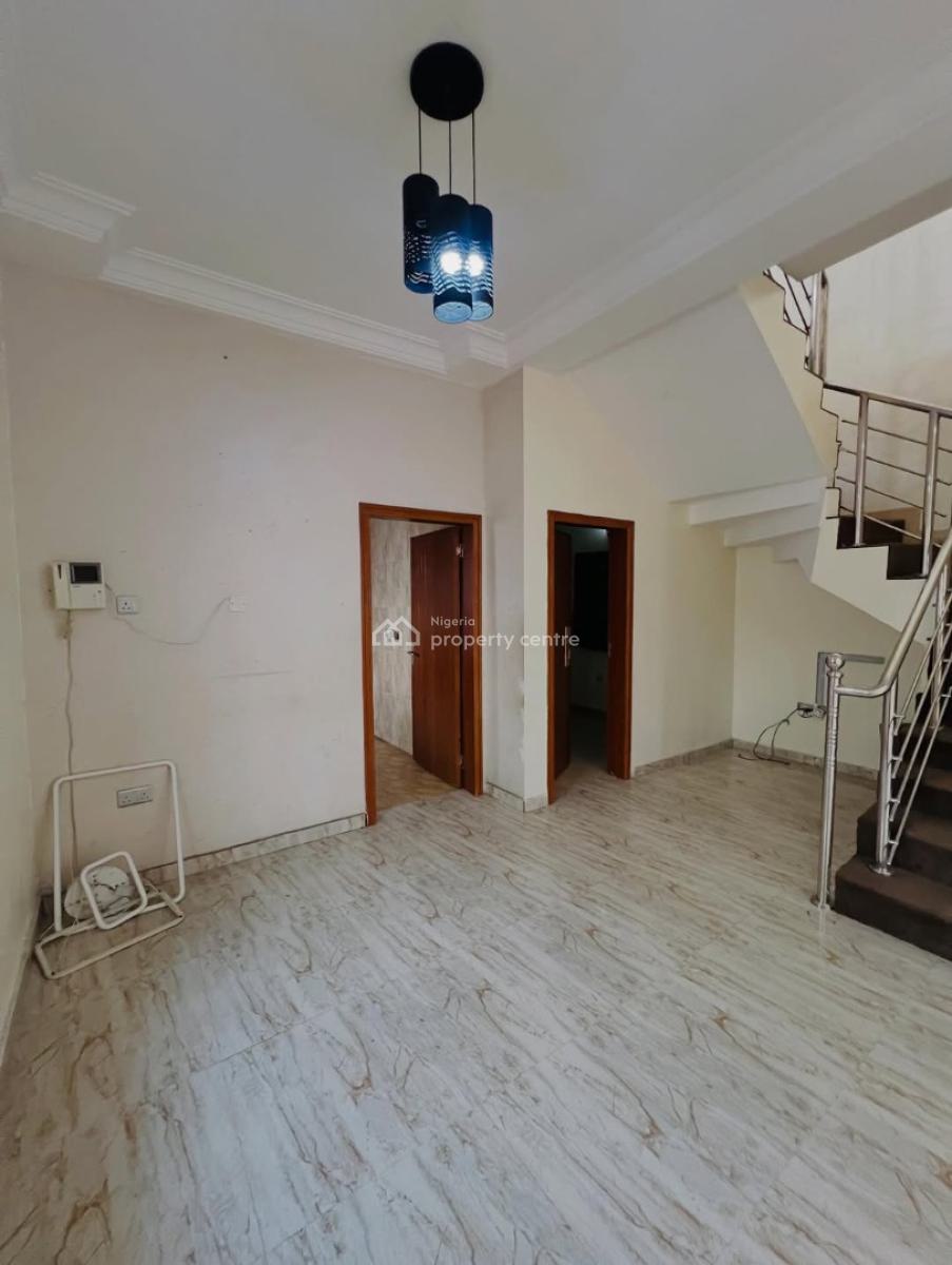 Neatly Used 4 Bedroom Semi Detached House, Agungi, Lekki, Lagos, Semi-detached Duplex for Rent