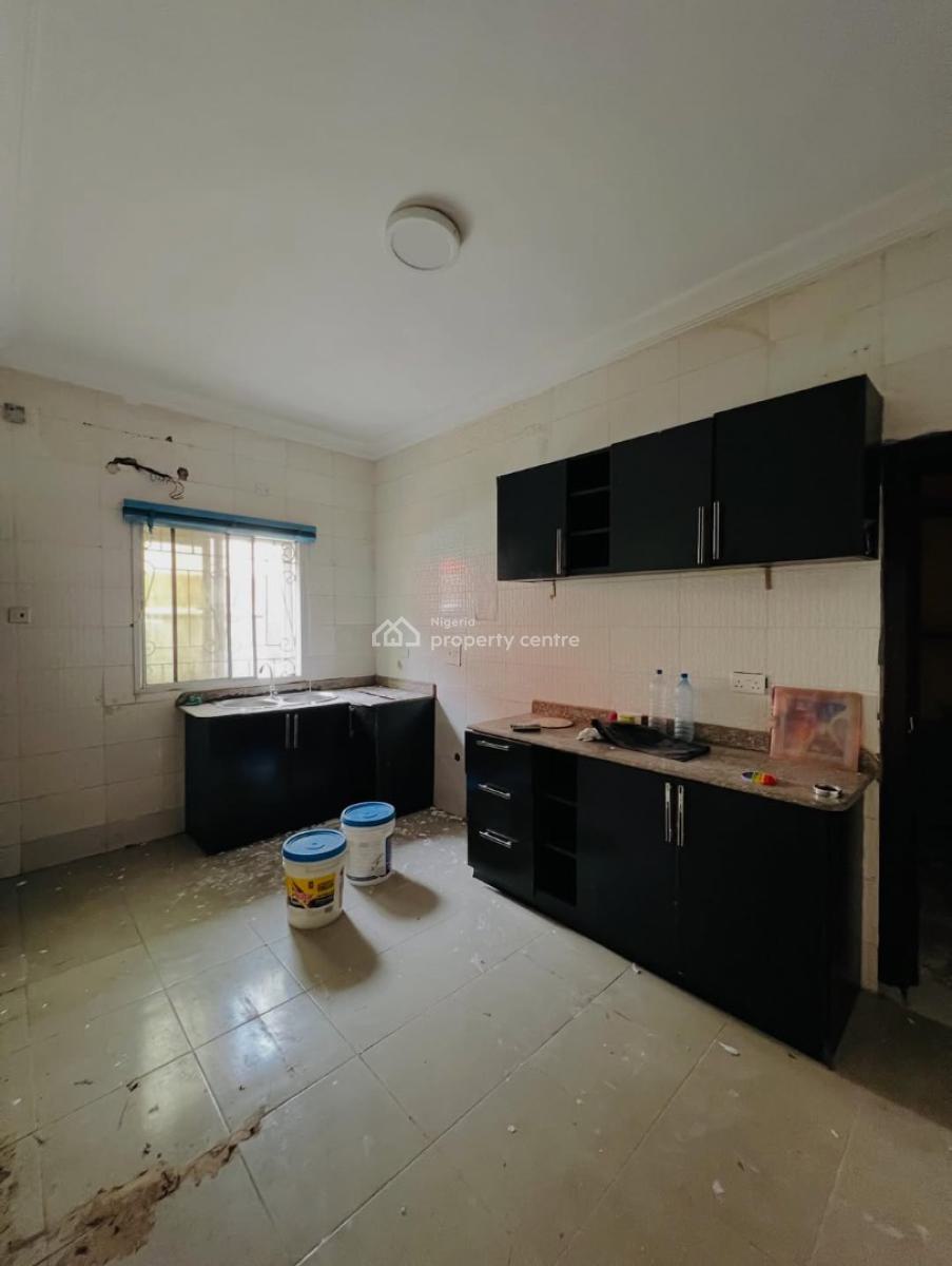 Spacious 3 Bedroom Apartment, Osapa, Lekki, Lagos, Flat / Apartment for Rent