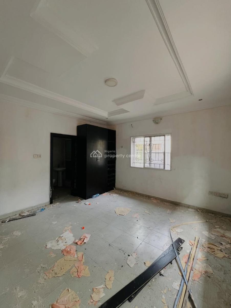 Spacious 3 Bedroom Apartment, Osapa, Lekki, Lagos, Flat / Apartment for Rent