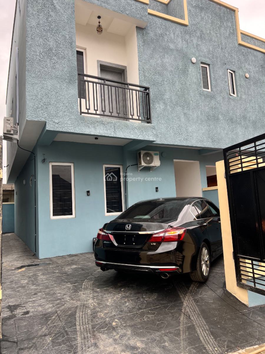 Luxury 3 Bedroom Duplex Semi Detached, Moses Ogunbeye, Olowora, Magodo, Lagos, Semi-detached Duplex for Sale