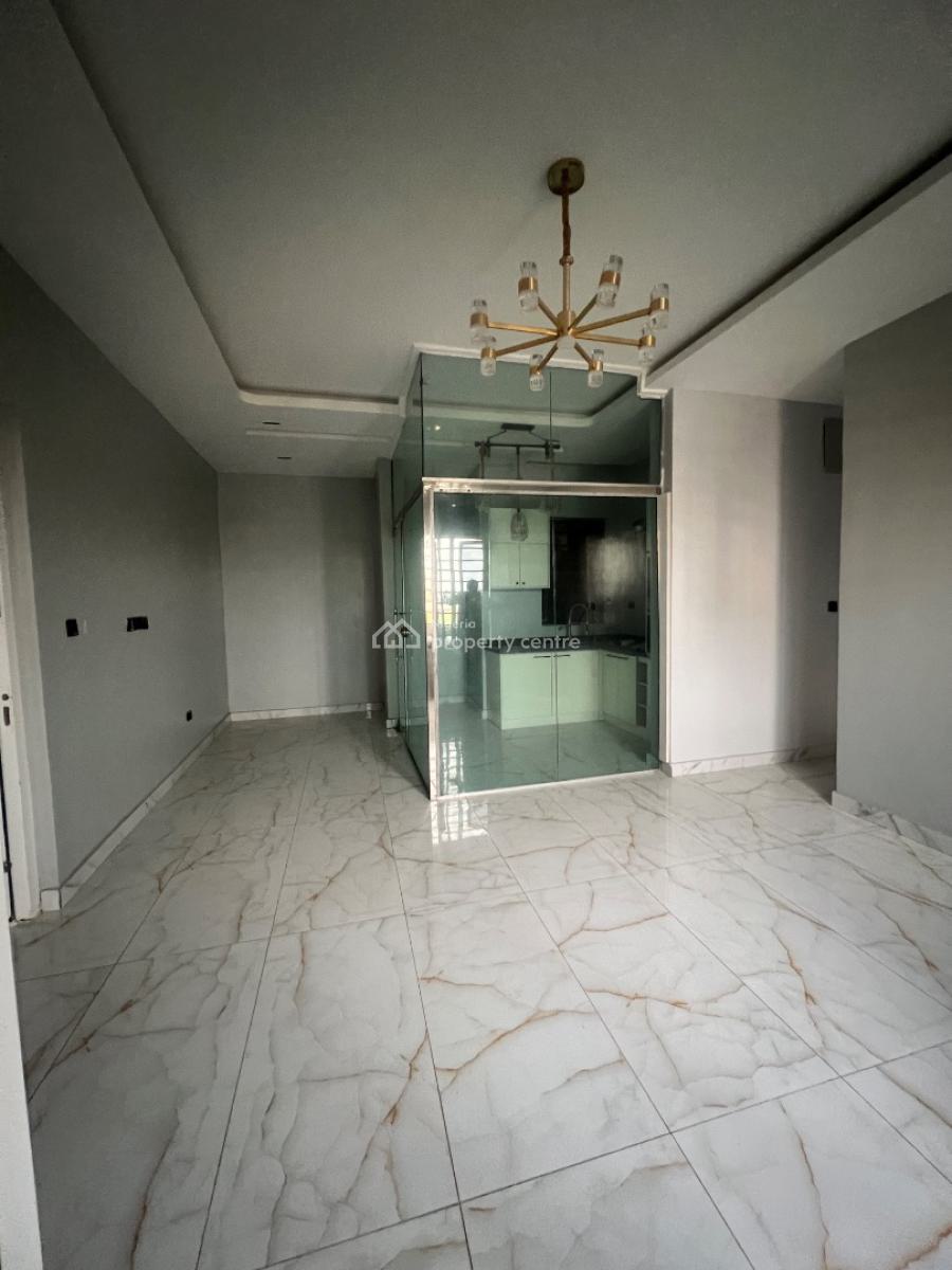 2 Bedrooms, Lekki Phase 1, Lekki, Lagos, Flat / Apartment for Sale