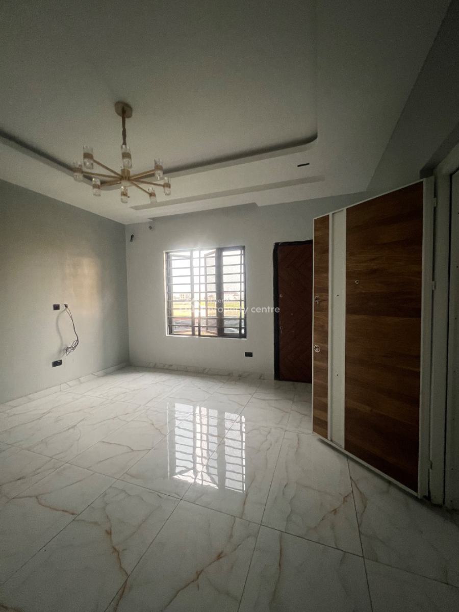 2 Bedrooms, Lekki Phase 1, Lekki, Lagos, Flat / Apartment for Sale