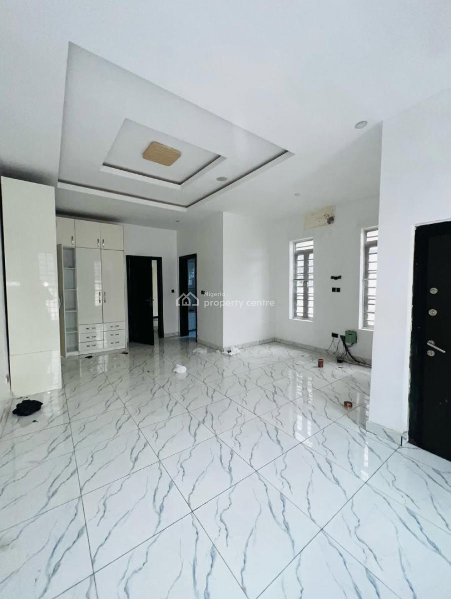 Neatly Used 4 Bedroom Semi Detached House, Osapa, Lekki, Lagos, Semi-detached Duplex for Rent