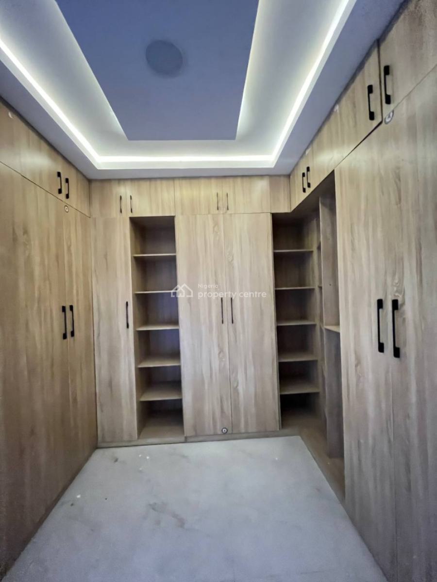 5 Bedroom Masonite Apartment with Bq, Ikate, Lekki, Lagos, Flat / Apartment for Sale