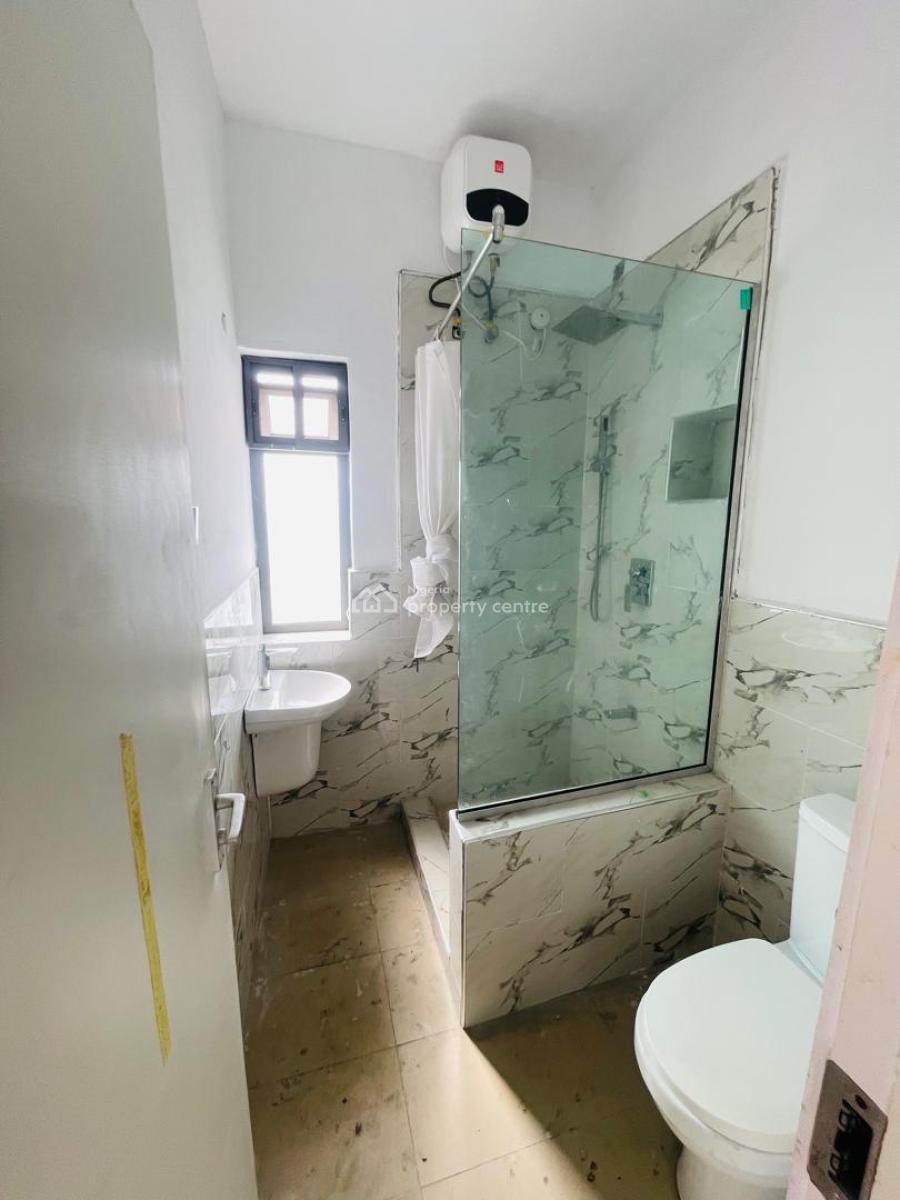 2 Bedroom Flat with Extra Room, Ikota, Lekki, Lagos, Flat / Apartment for Rent