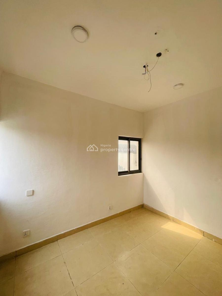 2 Bedroom Flat with Extra Room, Ikota, Lekki, Lagos, Flat / Apartment for Rent