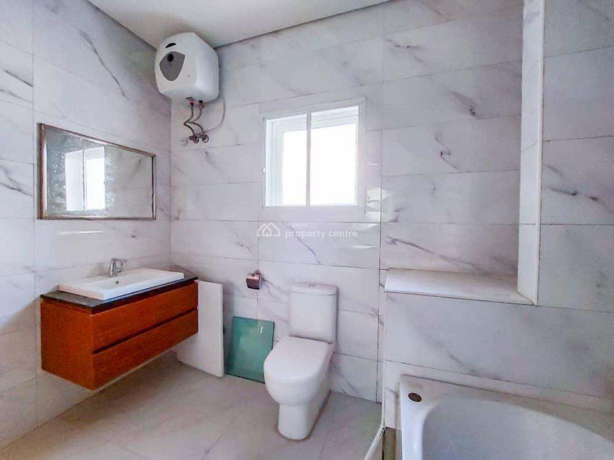 Tastefully Built 4 Bedroom Terrace with 1 Room Bq, Off Admiralty Way, Lekki Phase 1, Lekki, Lagos, Terraced Duplex for Rent