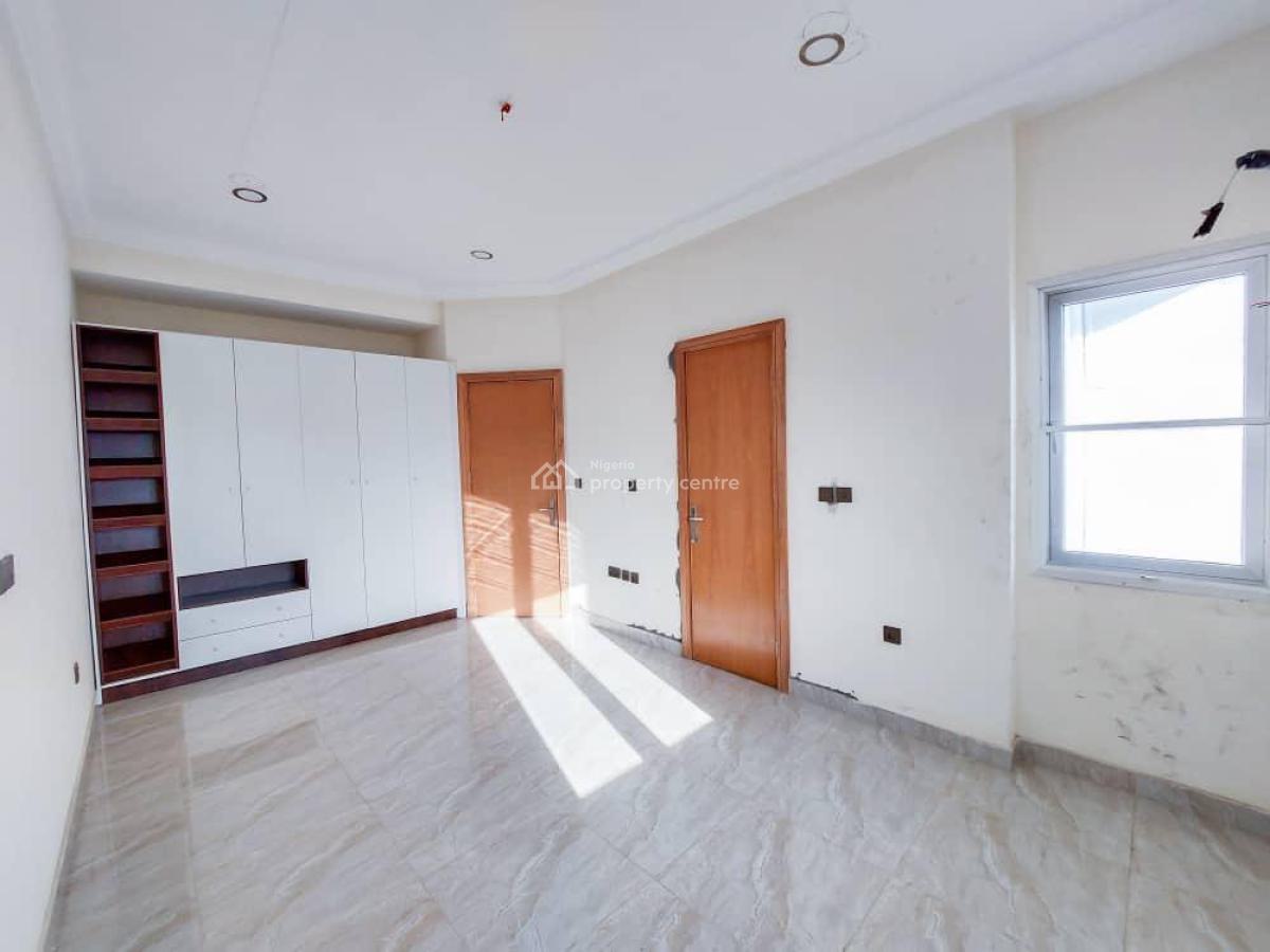 Tastefully Built 4 Bedroom Terrace with 1 Room Bq, Off Admiralty Way, Lekki Phase 1, Lekki, Lagos, Terraced Duplex for Rent