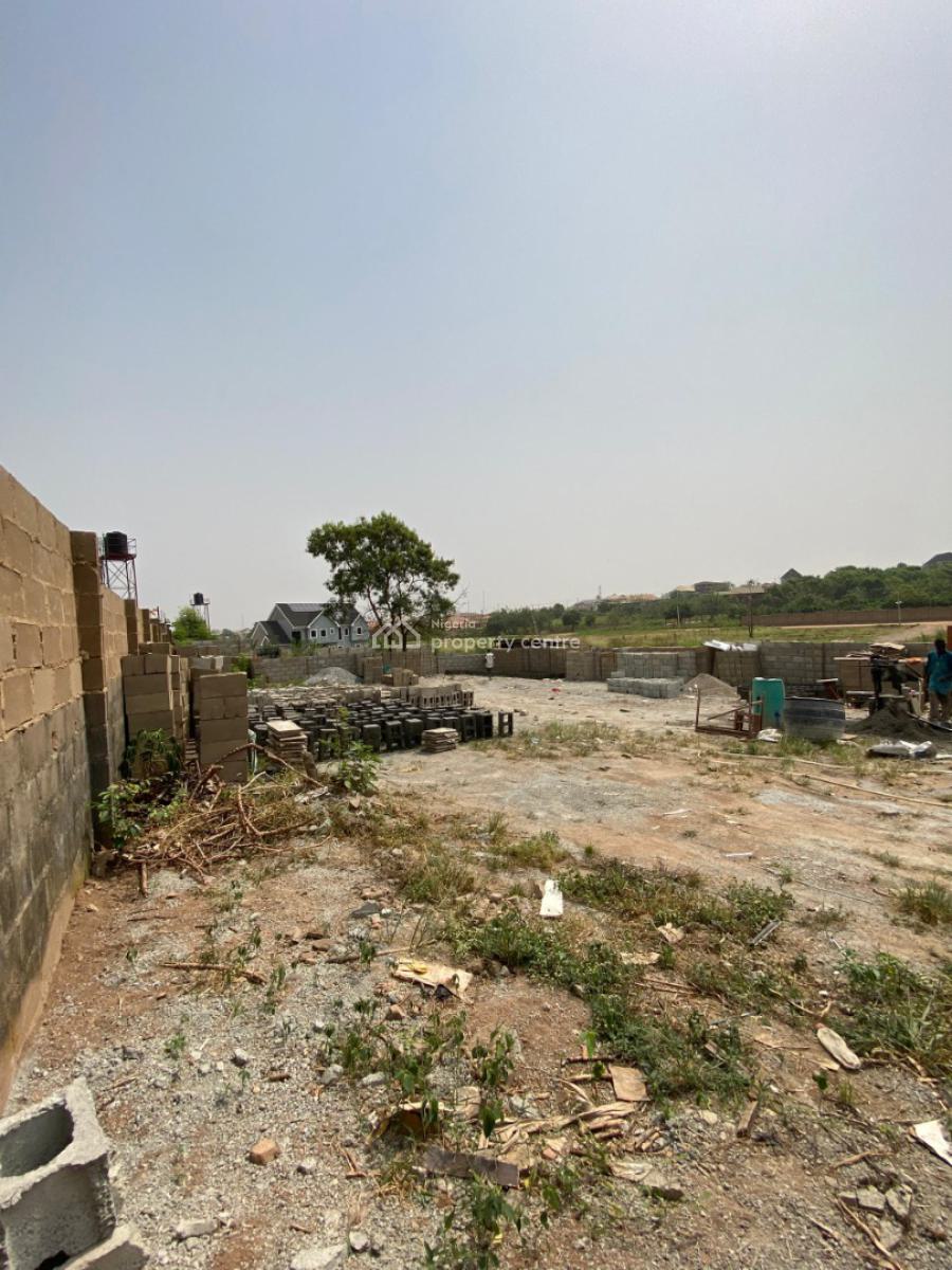 a Well Fenced Dry Land Measuring 600sqm, at Kolapo Ishola Gra, Ibadan, Oyo, Land for Sale