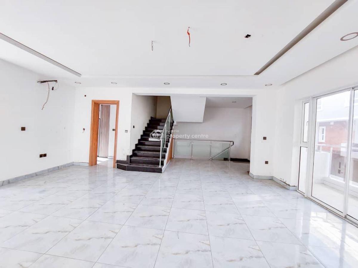 Tastefully Built 4-bedroom Terrace with 1 Room Bq, Lekki Phase 1, Lekki, Lagos, Terraced Duplex for Rent