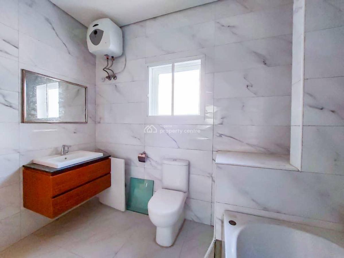 Tastefully Built 4-bedroom Terrace with 1 Room Bq, Lekki Phase 1, Lekki, Lagos, Terraced Duplex for Rent