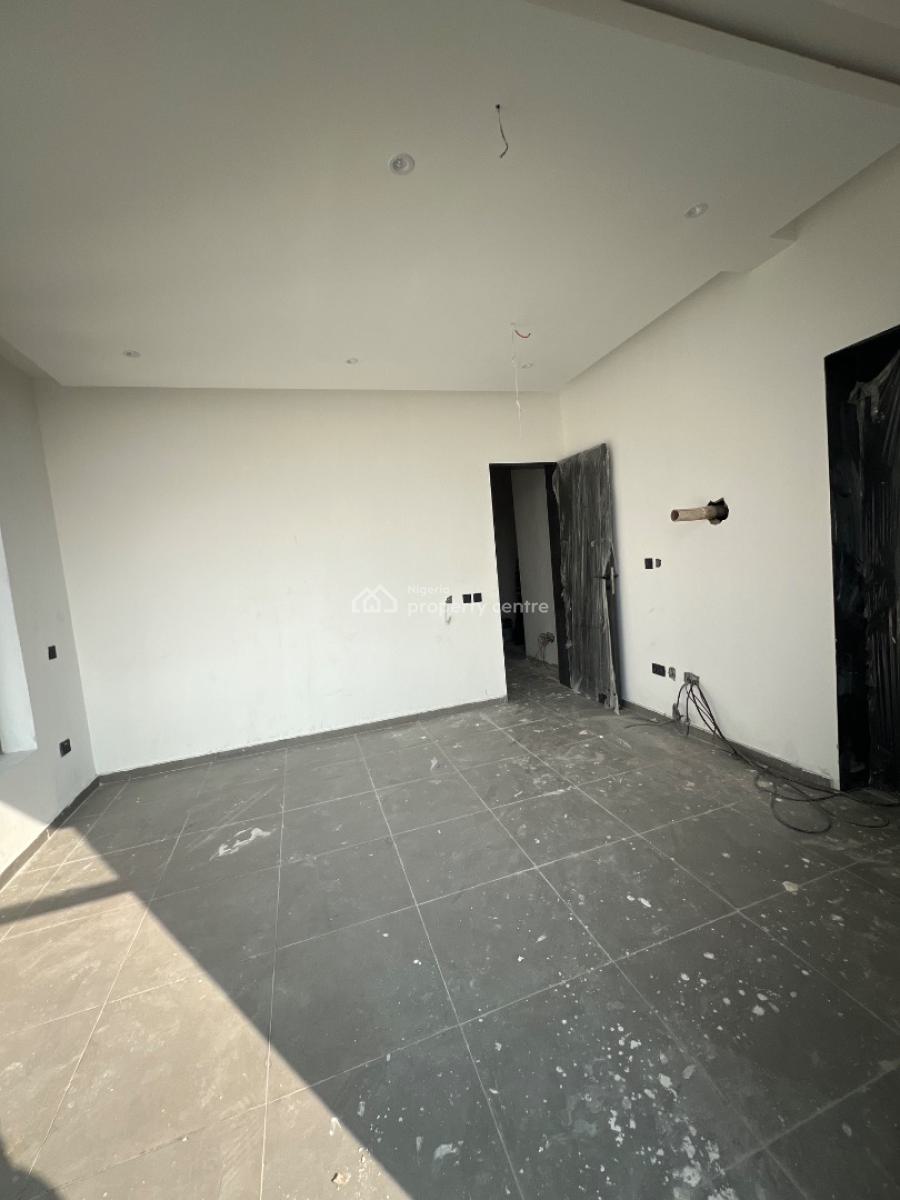 3 Bedrooms, Admiraty Way., Lekki Phase 1, Lekki, Lagos, Detached Duplex for Sale
