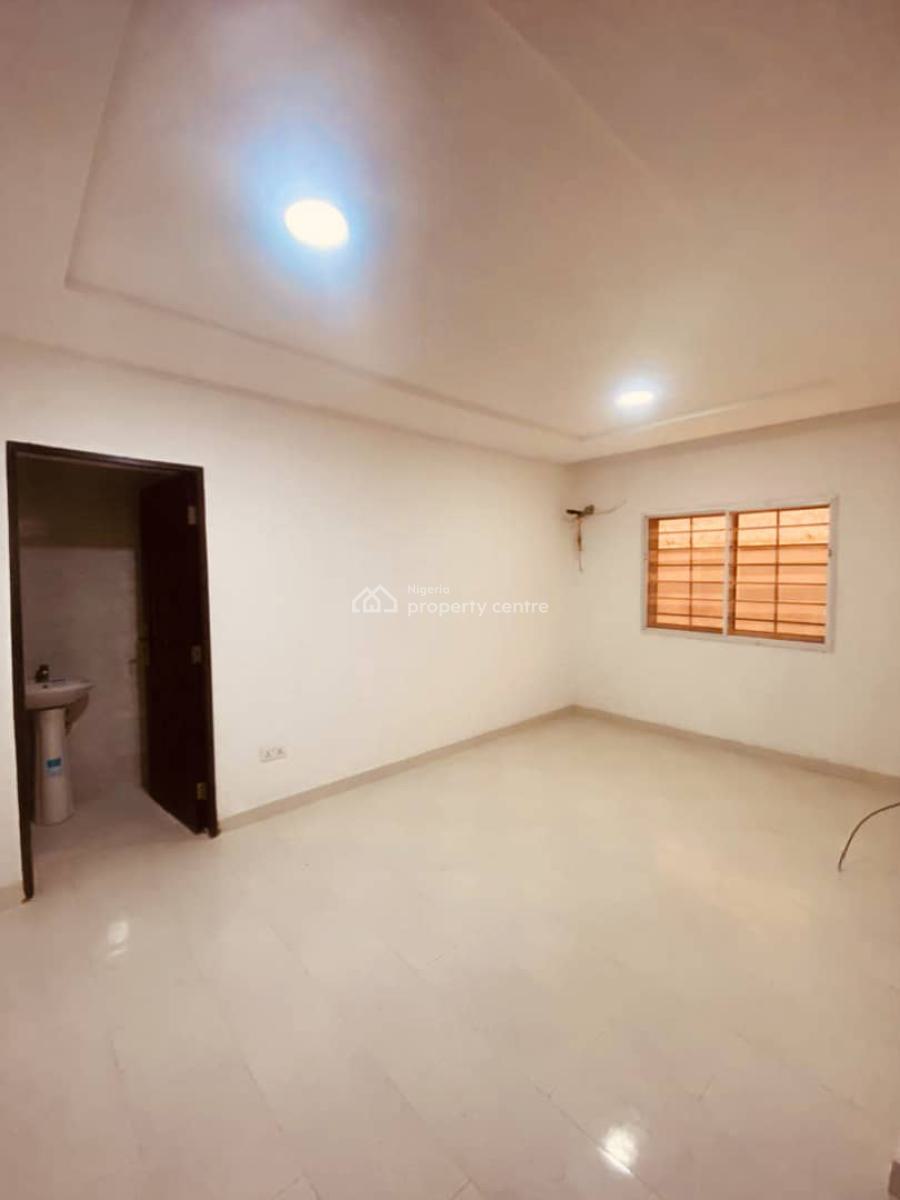 Modern Built Luxury Serviced 2 Bedrooms Apartment Upstairs in an Estate, Orchid, Lekki, Lagos, Flat / Apartment for Rent