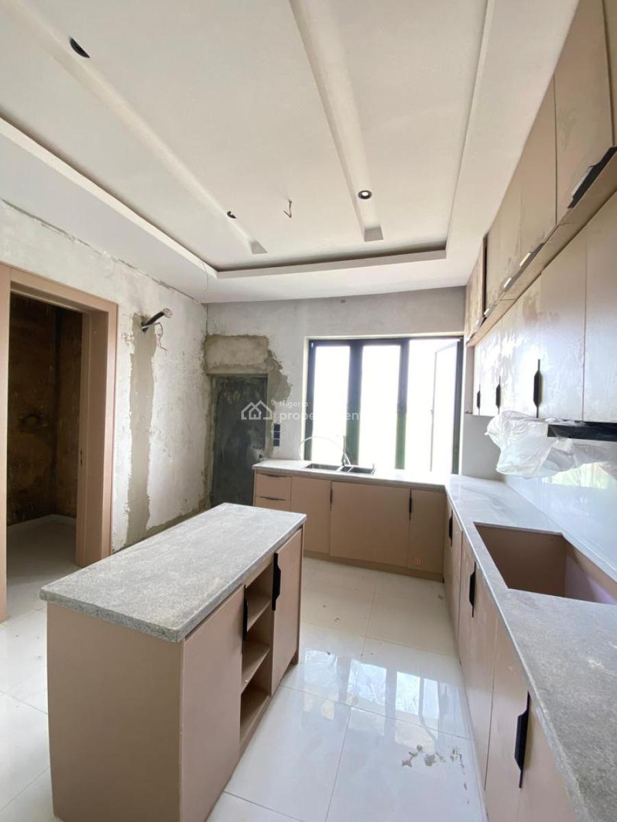 Newly Built Serviced 3 Bedroom Penthouse with Elevator, Off Freedom Way, Lekki Phase 1, Lekki, Lagos, Flat / Apartment for Sale