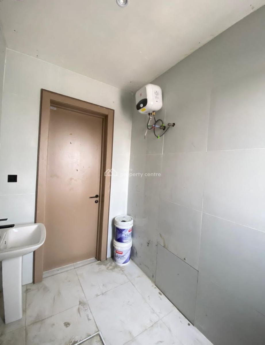 Newly Built Serviced 3 Bedroom Penthouse with Elevator, Off Freedom Way, Lekki Phase 1, Lekki, Lagos, Flat / Apartment for Sale