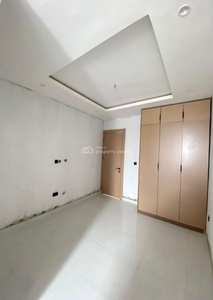 Newly Built Serviced 3 Bedroom Penthouse with Elevator, Off Freedom Way, Lekki Phase 1, Lekki, Lagos, Flat / Apartment for Sale