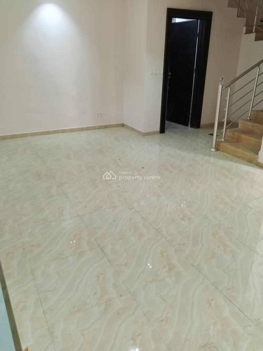 4 Bedroom Terrace Duplex with Bq, Osapa, Lekki, Lagos, Terraced Duplex for Rent