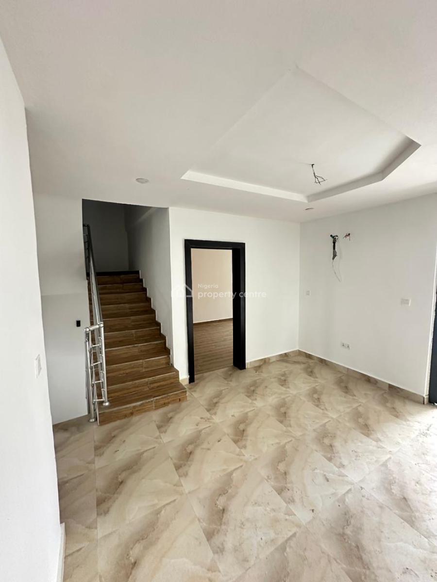 4 Bedroom Terrace Duplex, Lekki Phase 1, Lekki, Lagos, Terraced Duplex for Sale