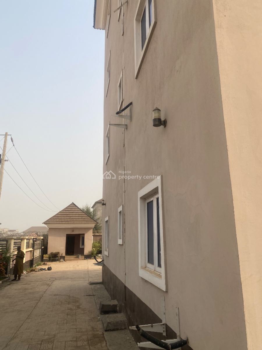 12 Units of 3 Bedrooms & 4 Units of 2 Bedrooms, By Ics Junction Jabi Dakibiu, Dakibiyu, Abuja, Block of Flats for Sale