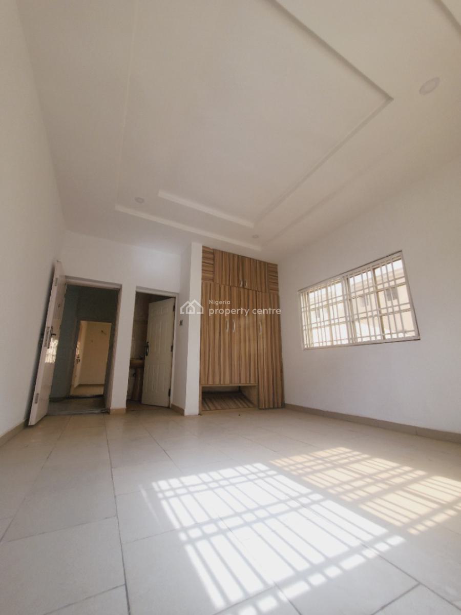 Massive Luxurious 2 Bedroom Flat, By Candilux Imperial Hotel, Durumi, Abuja, Flat / Apartment for Rent