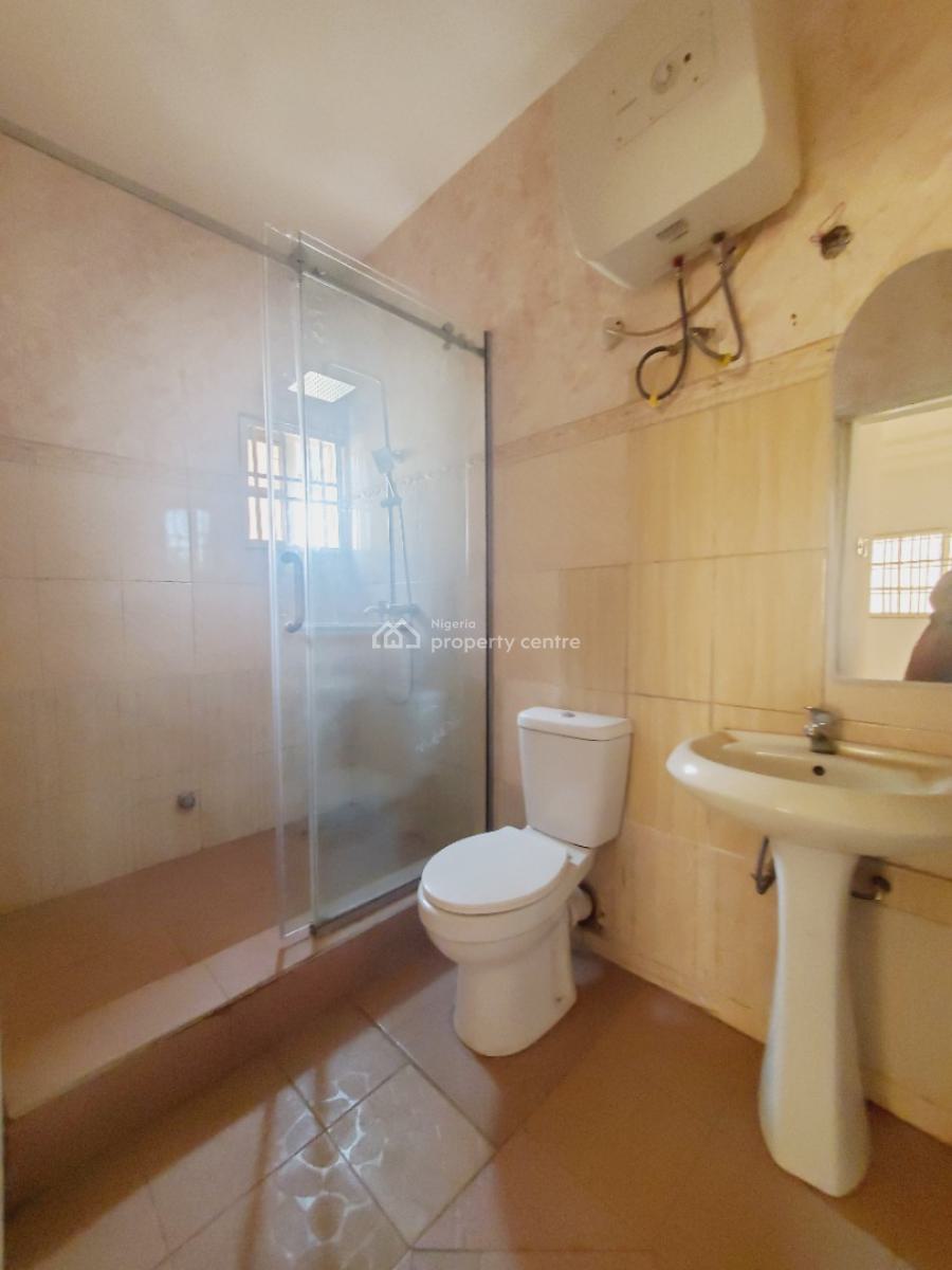 Massive Luxurious 2 Bedroom Flat, By Candilux Imperial Hotel, Durumi, Abuja, Flat / Apartment for Rent