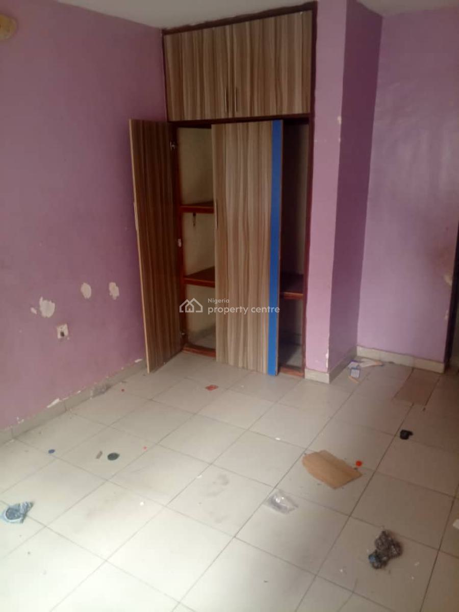 Clean 3 Bedroom Flat Apartment, Gra Phase 1, Magodo, Lagos, Flat / Apartment for Rent