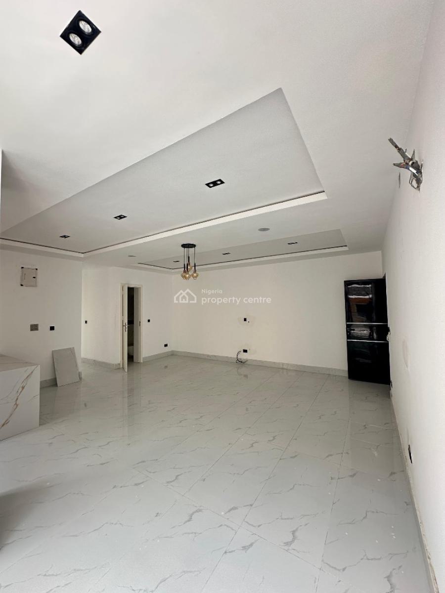 Well Finished 2 Bedroom Apartment, Off Freedom Way, Lekki Phase 1, Lekki, Lagos, Flat / Apartment for Sale