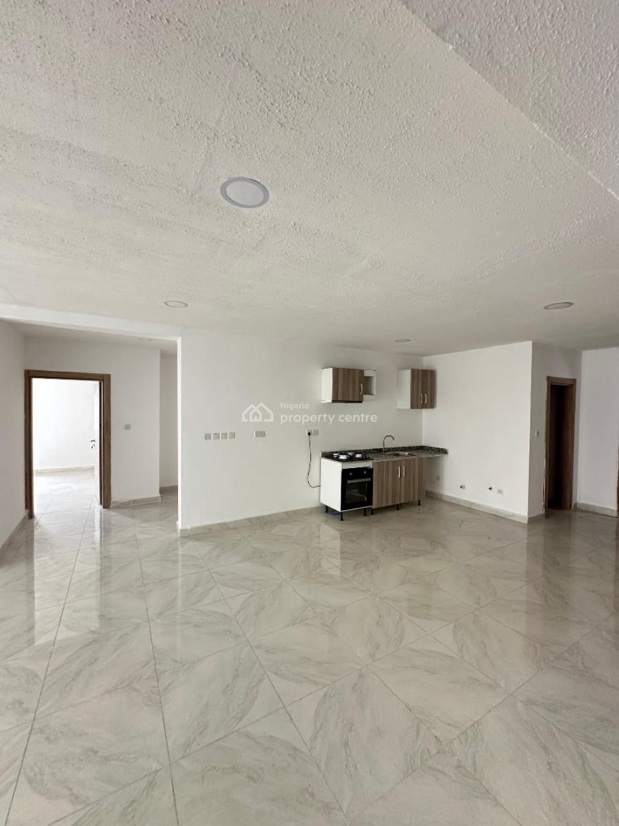 Spacious 2 Bedroom Apartment, Off Freedom Way, Lekki Phase 1, Lekki, Lagos, Flat / Apartment for Rent