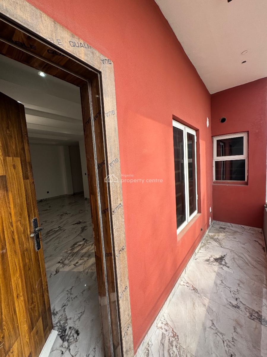Clean Three (3) Bedroom Apartment with Bq, Ikate, Lekki, Lagos, Flat / Apartment for Rent