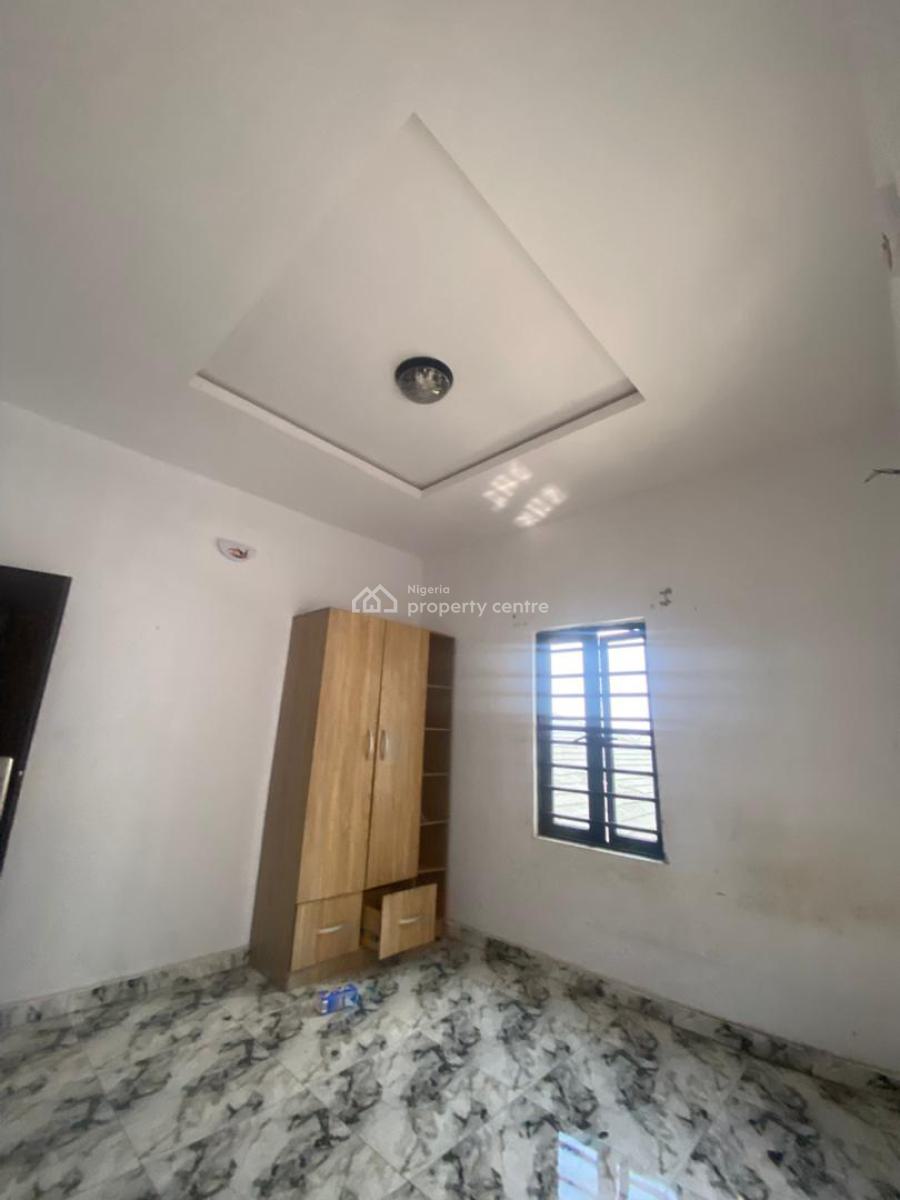 Sharp 2 Bedroom Apartment Upstairs, Therra Peace, Sangotedo, Ajah, Lagos, Flat / Apartment for Rent