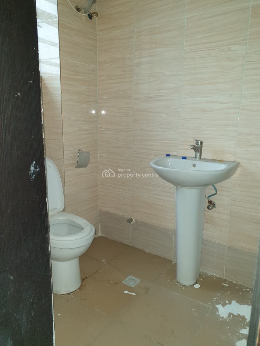 Spacious Service 2 Bedroom Flat, Salem, Ilasan, Lekki, Lagos, Flat / Apartment for Rent
