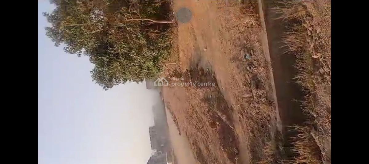 a Very Nice Plot of Land 2.72 Hectares, Katampe, Abuja, Residential Land for Sale