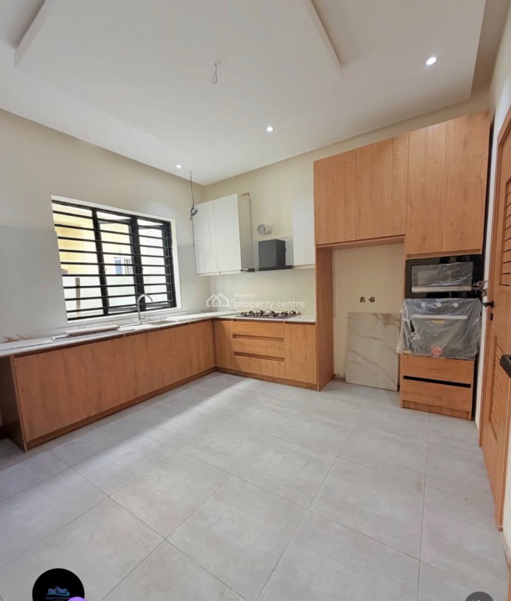 Spaciously Built 4 Bedroom Terrace Duplex with Bq, Adeniyi Jones, Ikeja, Lagos, Terraced Duplex for Sale