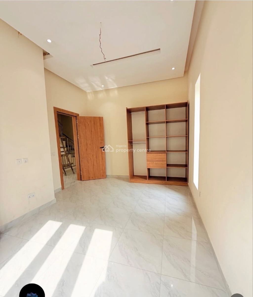 Spaciously Built 4 Bedroom Terrace Duplex with Bq, Adeniyi Jones, Ikeja, Lagos, Terraced Duplex for Sale