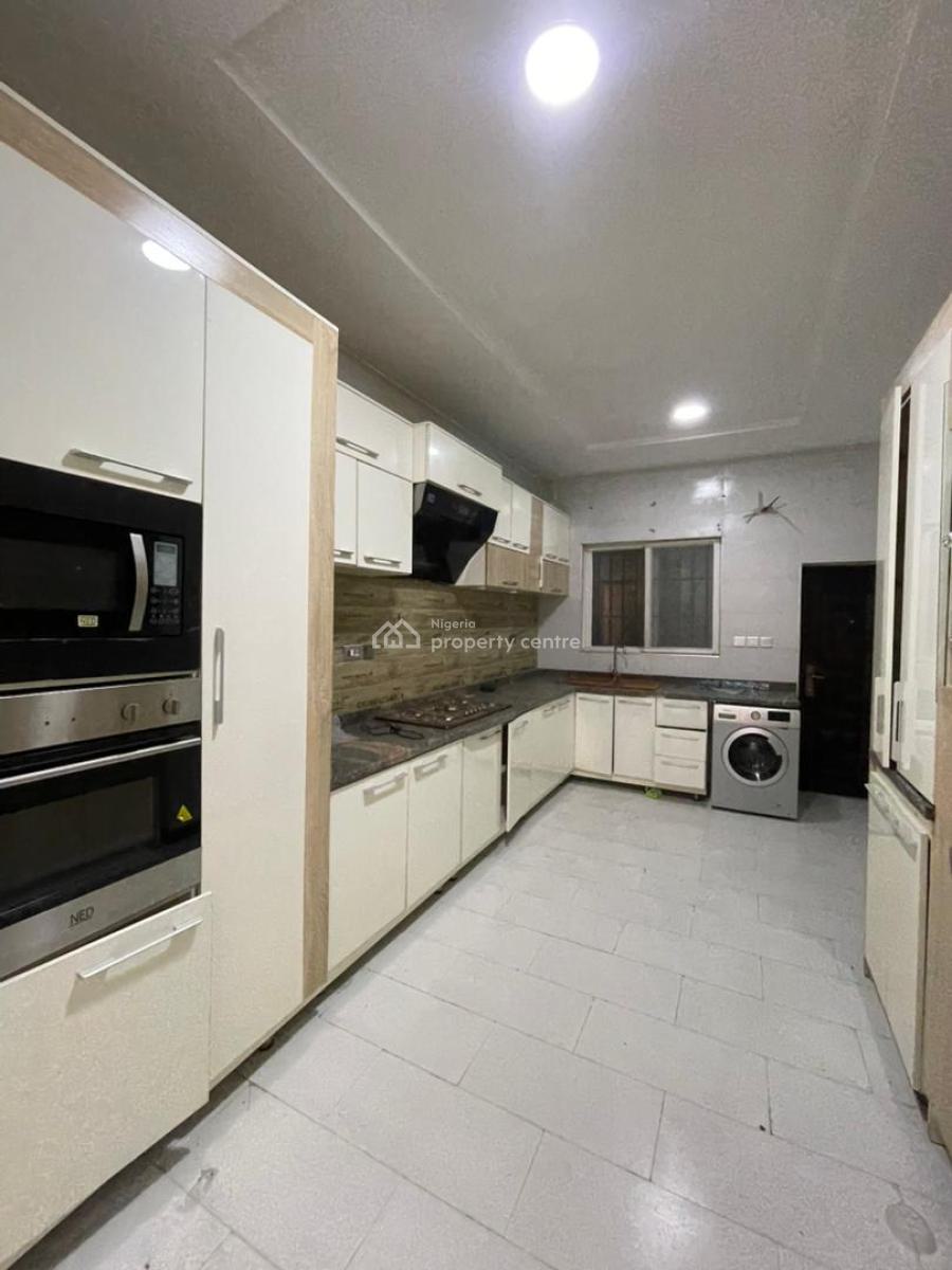 Well-designed 4-bedroom Semi-detached Home with Private Bq, Chevron, Lekki, Lagos, Semi-detached Duplex for Rent