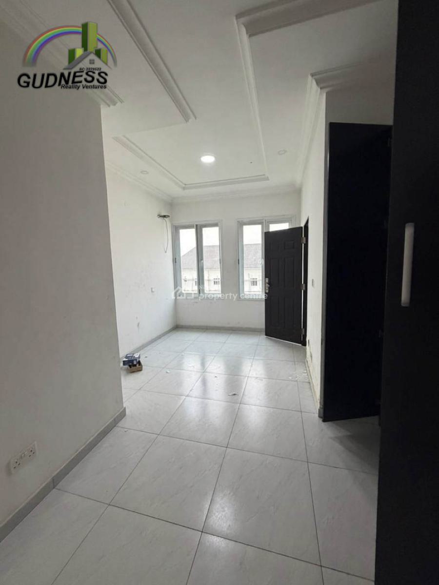 3 Bedroom Apartment, 2nd Toll Gate, Orchid Road, Lekki, Lagos, Flat / Apartment for Rent
