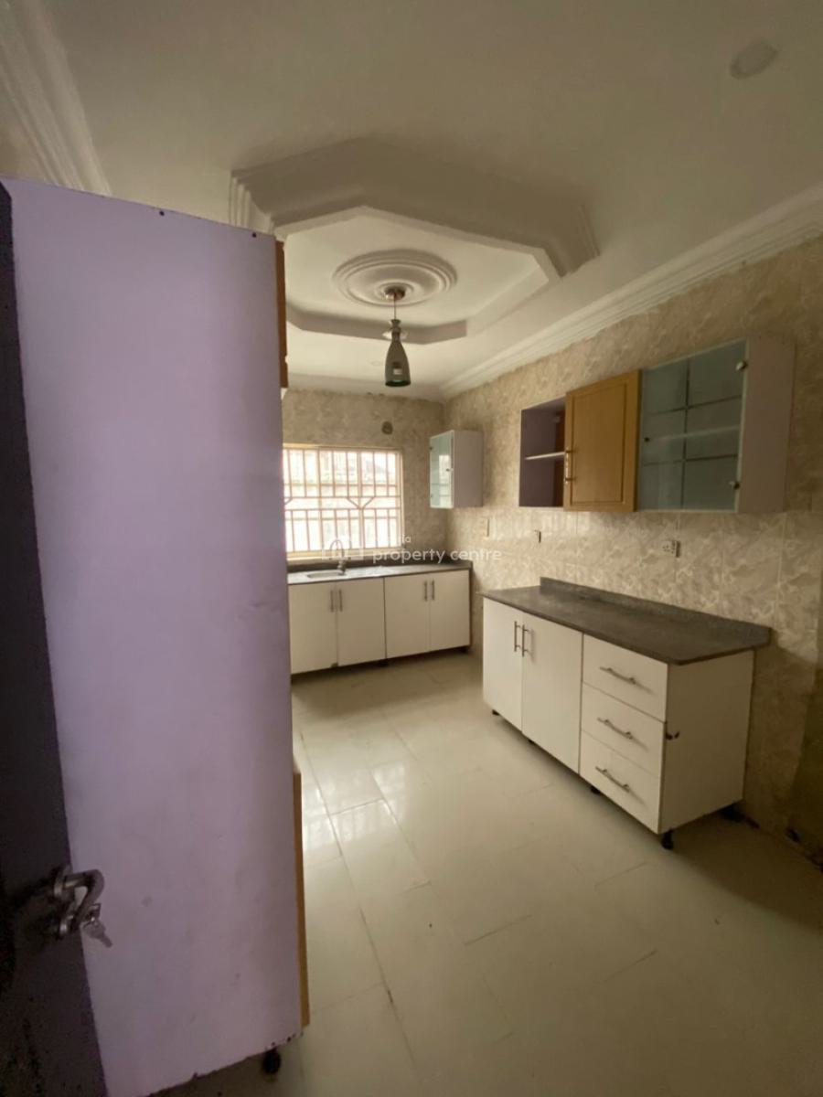 Executive 2 Bedrooms Luxury Apartment, Royal Palmwill Estate, Ajah, Lagos, Flat / Apartment for Rent