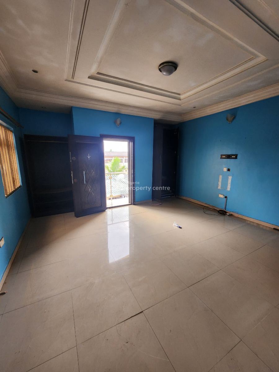 Well-maintained 5-bedroom Semi-detached Duplex with Bq, Off Falolu, Masha, Surulere, Lagos, Semi-detached Duplex for Sale