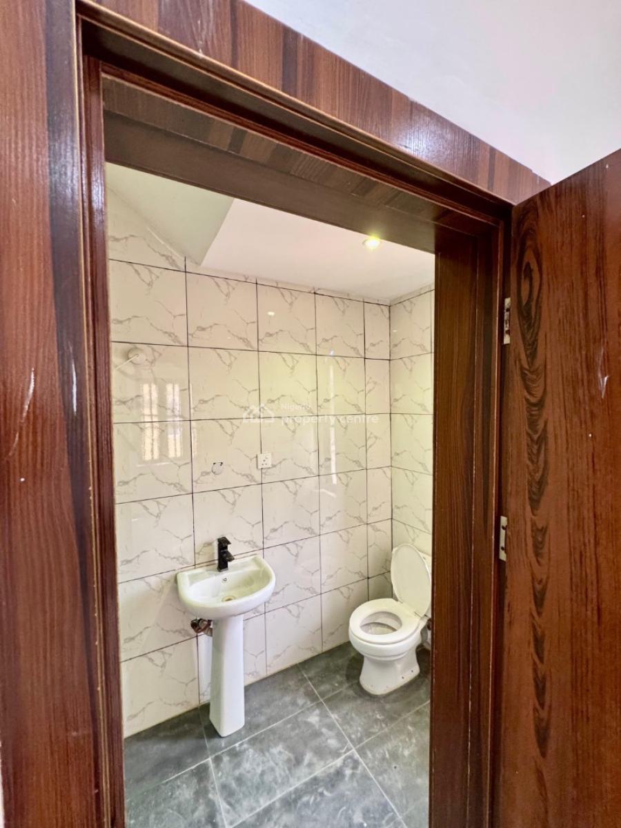 Luxury 3 Bedroom Maisonette, Lekki Phase 1, Lekki, Lagos, Flat / Apartment for Rent