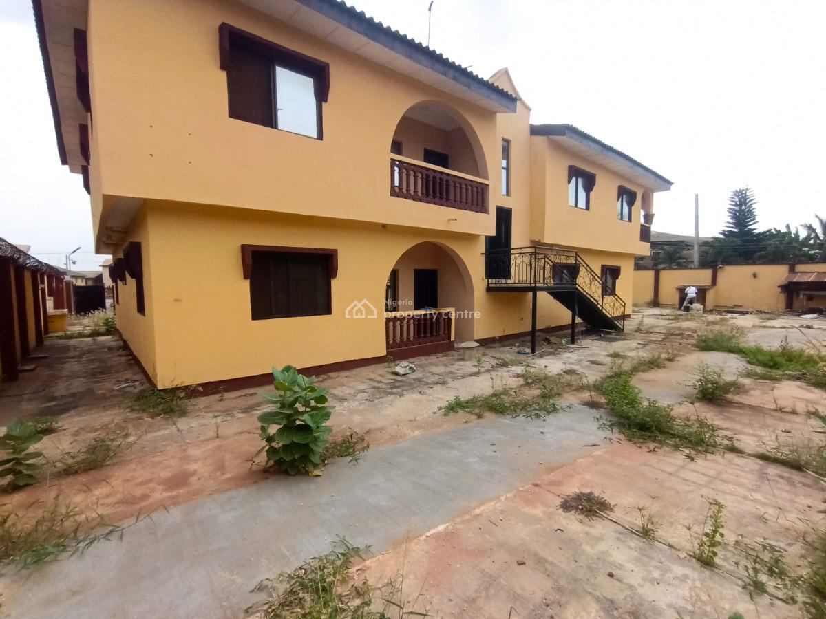 Newly Renovated Spacious 2 Bedroom Apartment, Sagamu, Ogun, Flat / Apartment for Rent