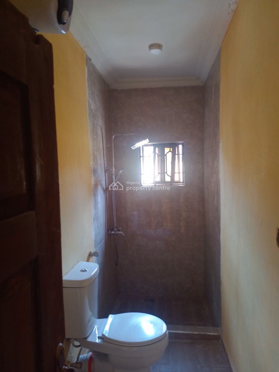 Newly Renovated Spacious 2 Bedroom Apartment, Sagamu, Ogun, Flat / Apartment for Rent