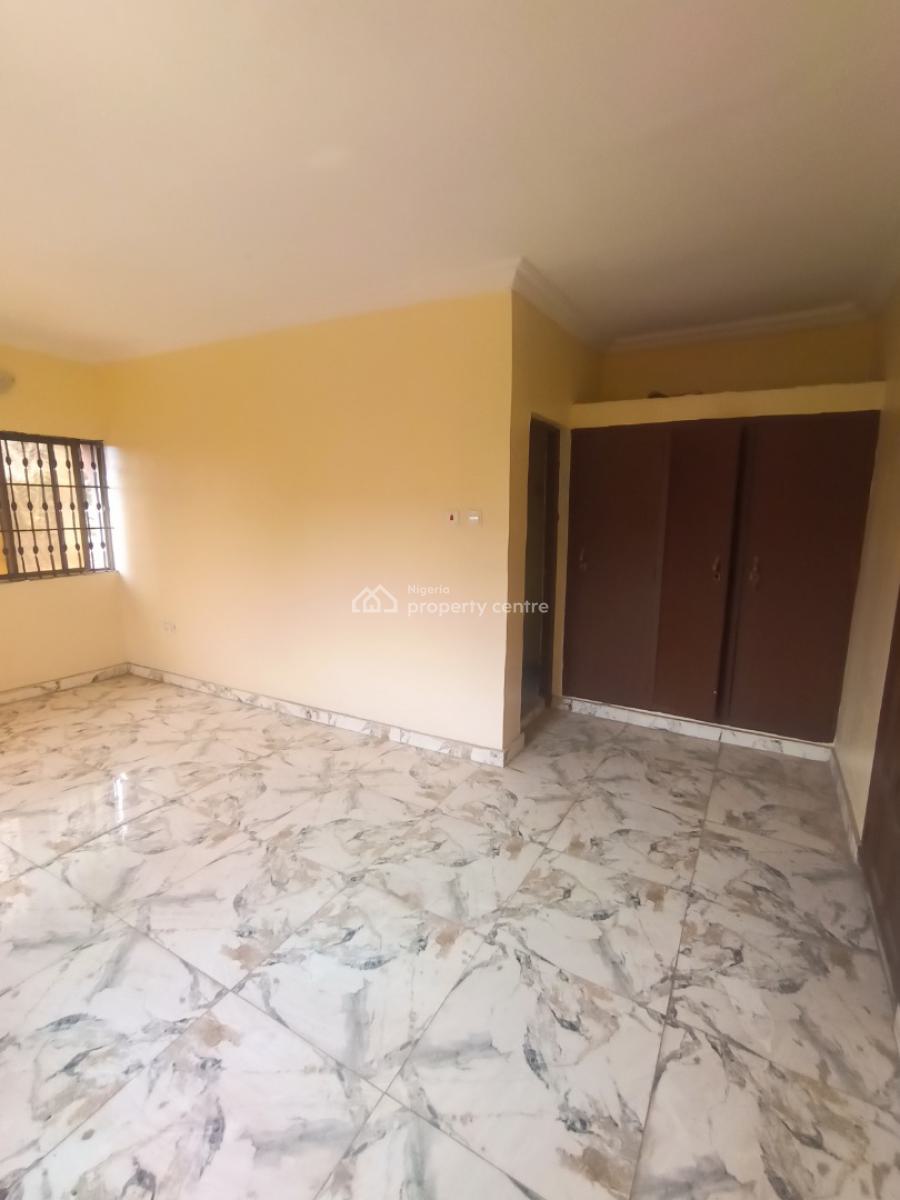 Newly Renovated Spacious 2 Bedroom Apartment, Sagamu, Ogun, Flat / Apartment for Rent