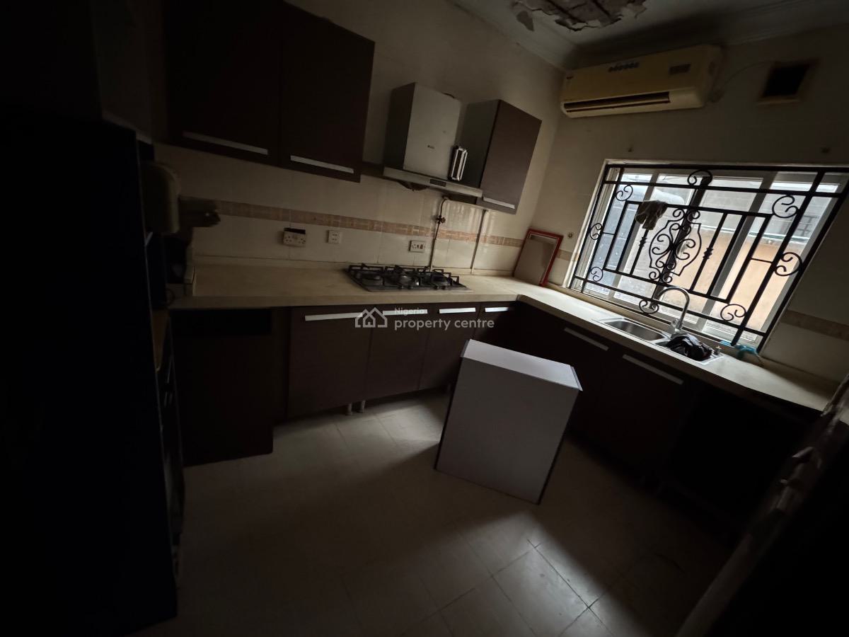 Office Space of 2 Bedroom Flat, Lekki Phase 1, Lekki, Lagos, Office Space for Rent