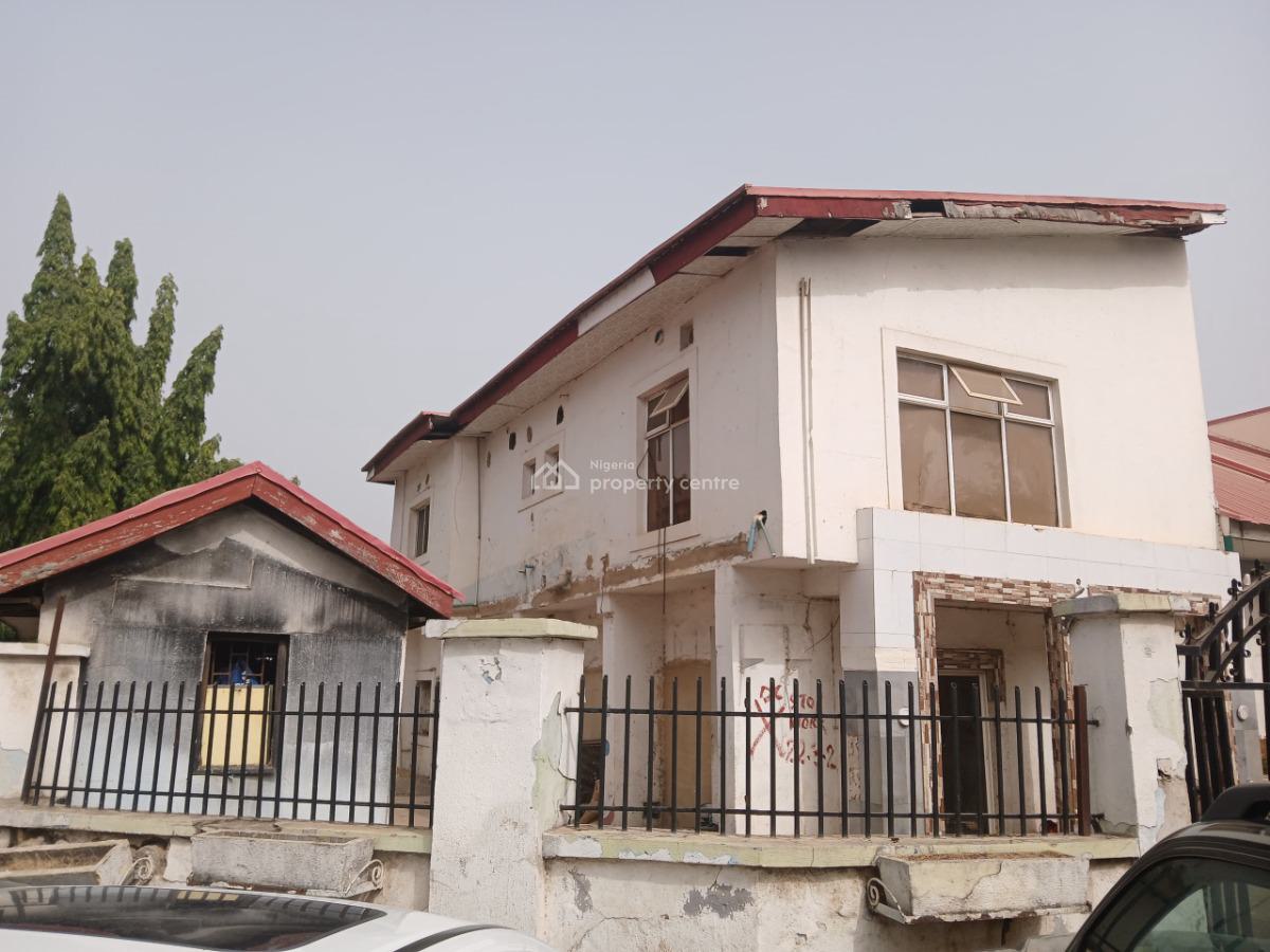 4 Bedroom Semi Detached Duplex with 2 Bedroom Bq, Wuse 2, Abuja, Semi-detached Duplex for Rent