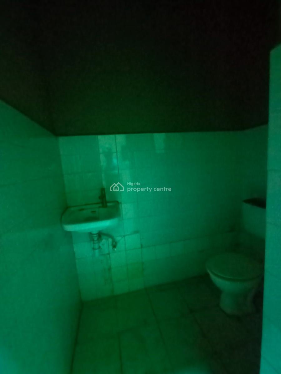Spacious Warehouse with Carved Out Office Space with 4 Toilets, Sagamu, Ogun, Warehouse for Rent