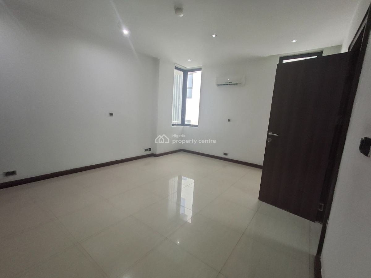 Nicely Maintained 3 Bedroom Flat with Study, Old Ikoyi, Ikoyi, Lagos, Flat / Apartment for Rent
